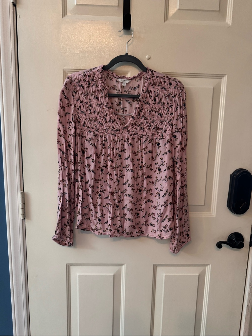 Lucky Brand Dusty Pink Floral Smocked V-Neck Blouse